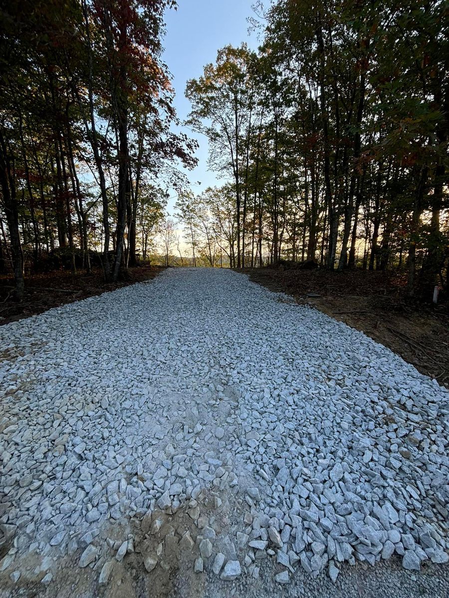 Driveway Construction for TD Dirtworks in Tracy City, TN
