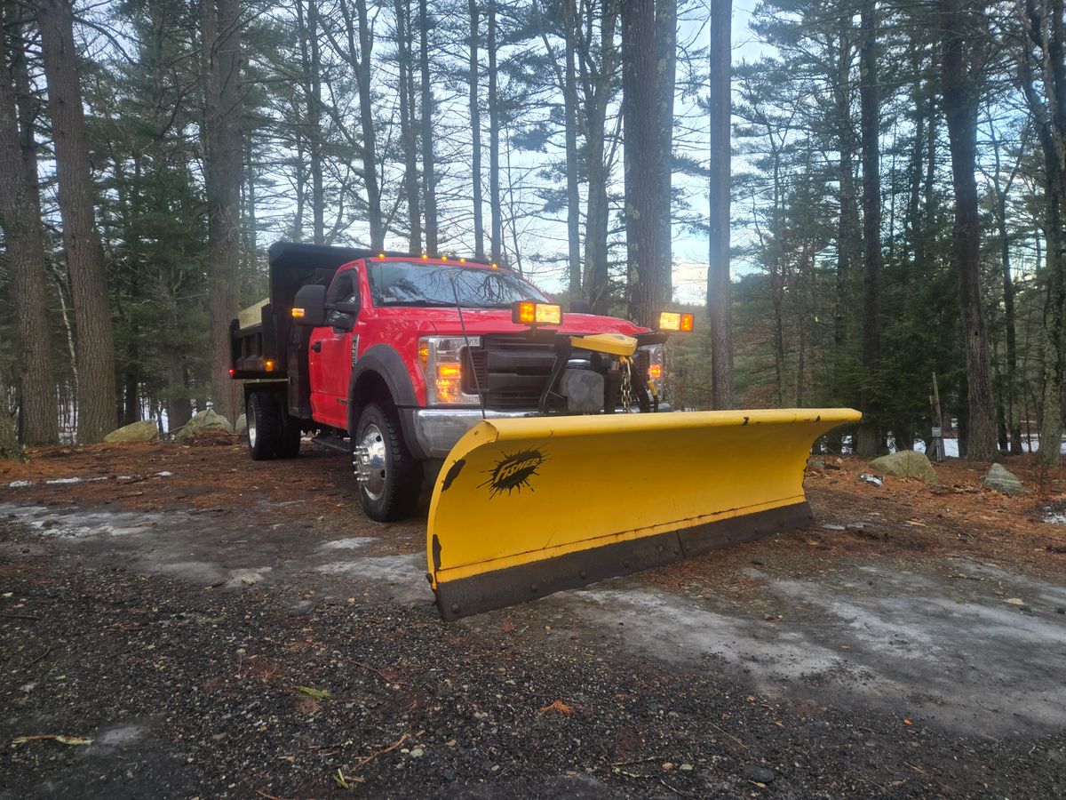 Commercial Snow Plowing for MJS Excavating in Hardwick, MA