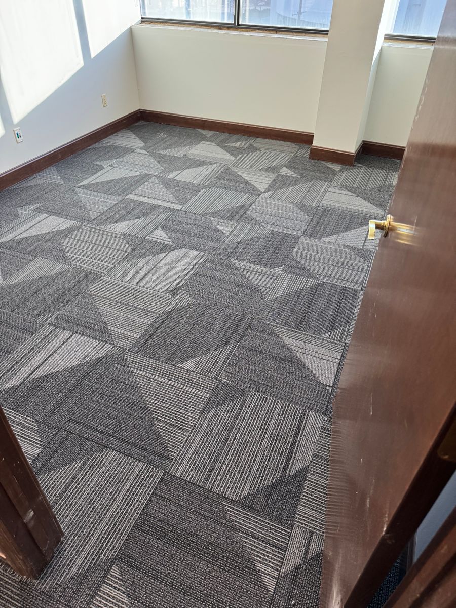 Carpet tile for Willett Flooring Inc. in Springfield, IL