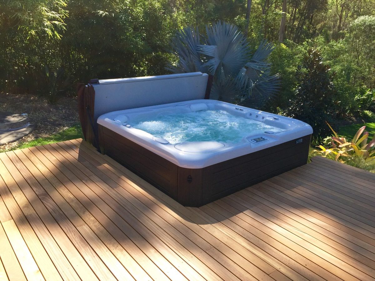 Jacuzzi and Spa Design for Green Gable Contracting in Bergen County, NJ