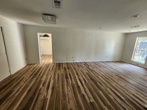 Flooring for S.W. Construction in Center, TX