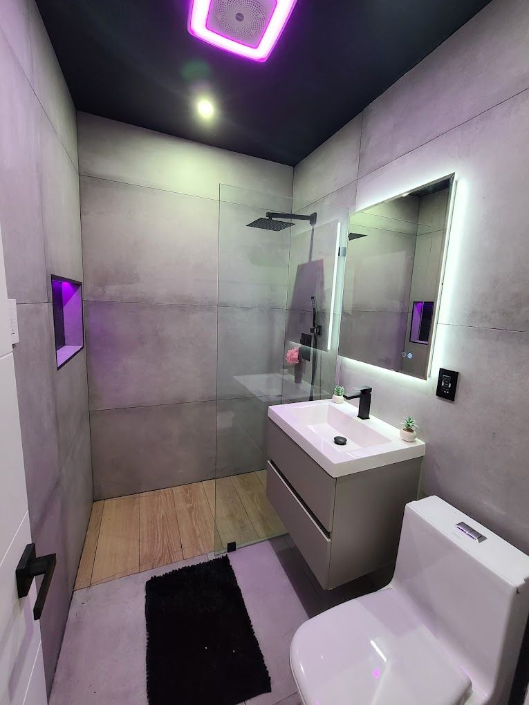 Bathroom Remodeling for AJ's Pressure Cleaning & Painting in Pembroke Pines, FL