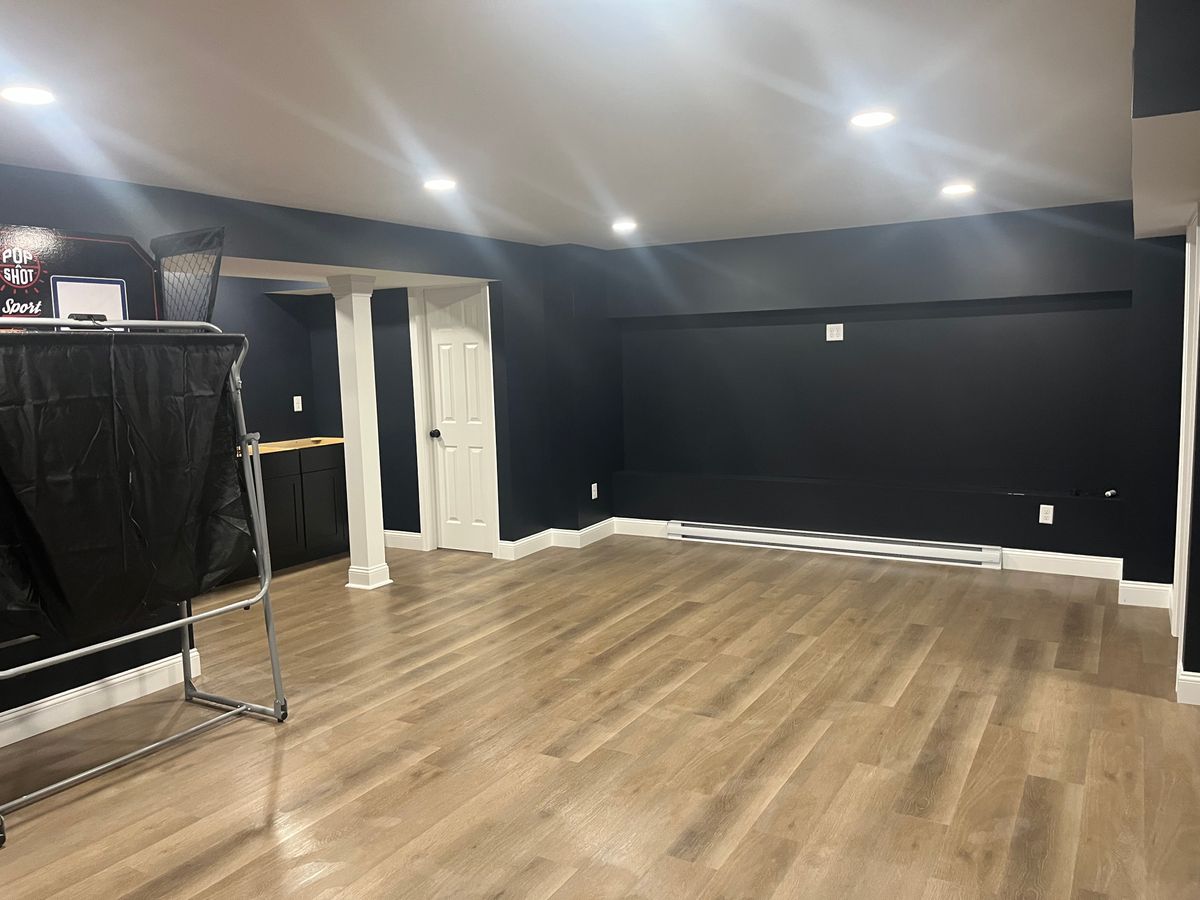 Flooring for Laura Mae Properties in Wolcott, CT