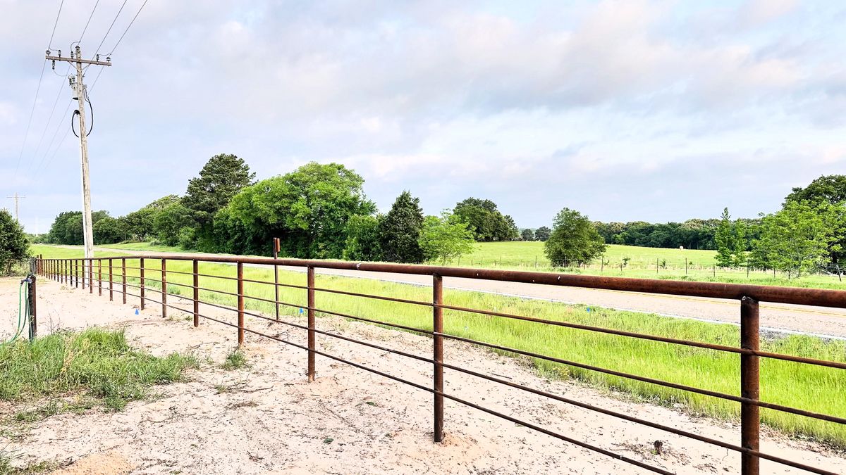 Pipe Fencing for Deans Welding ClayCee Kjeldgaard in Malakoff, TX