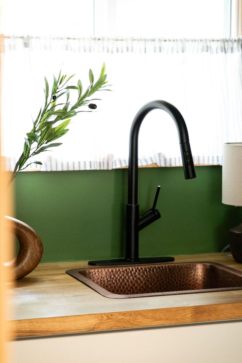 Kitchen and Bathroom Renovations for LPZ Construction in Akron, MI