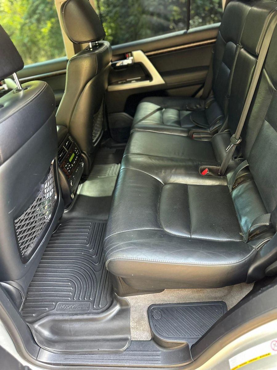 Full Detail Service for Hollywood Detail in Northport , AL