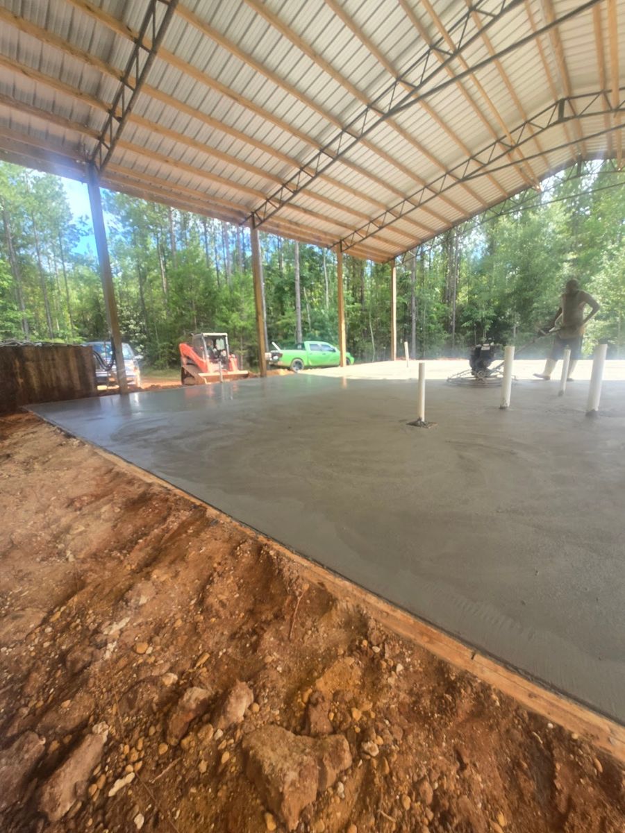 Concrete for T & R Grantham Enterprises in Crestview, FL