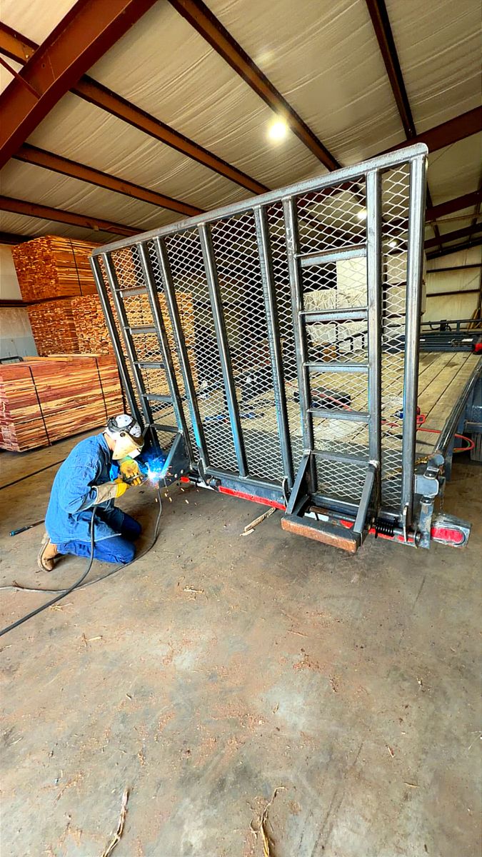 Truck/Trailer Repair and Modifications for Wright's Fabrication in Huntsville, AR