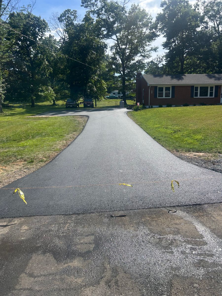 Asphalt Driveways for James R Carter Paving in Roanoke, VA