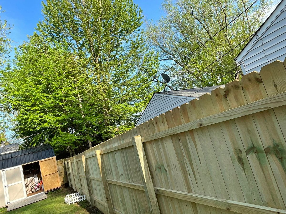 Fence Installation for Reynoso’s Fencing & Lawn Care in Painesville, OH