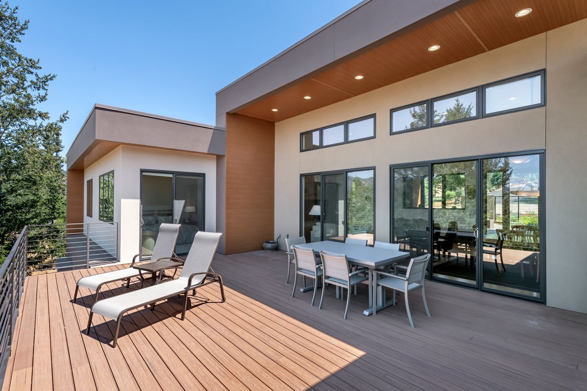 Custom Home Construction for J Segle Construction in Benicia, CA