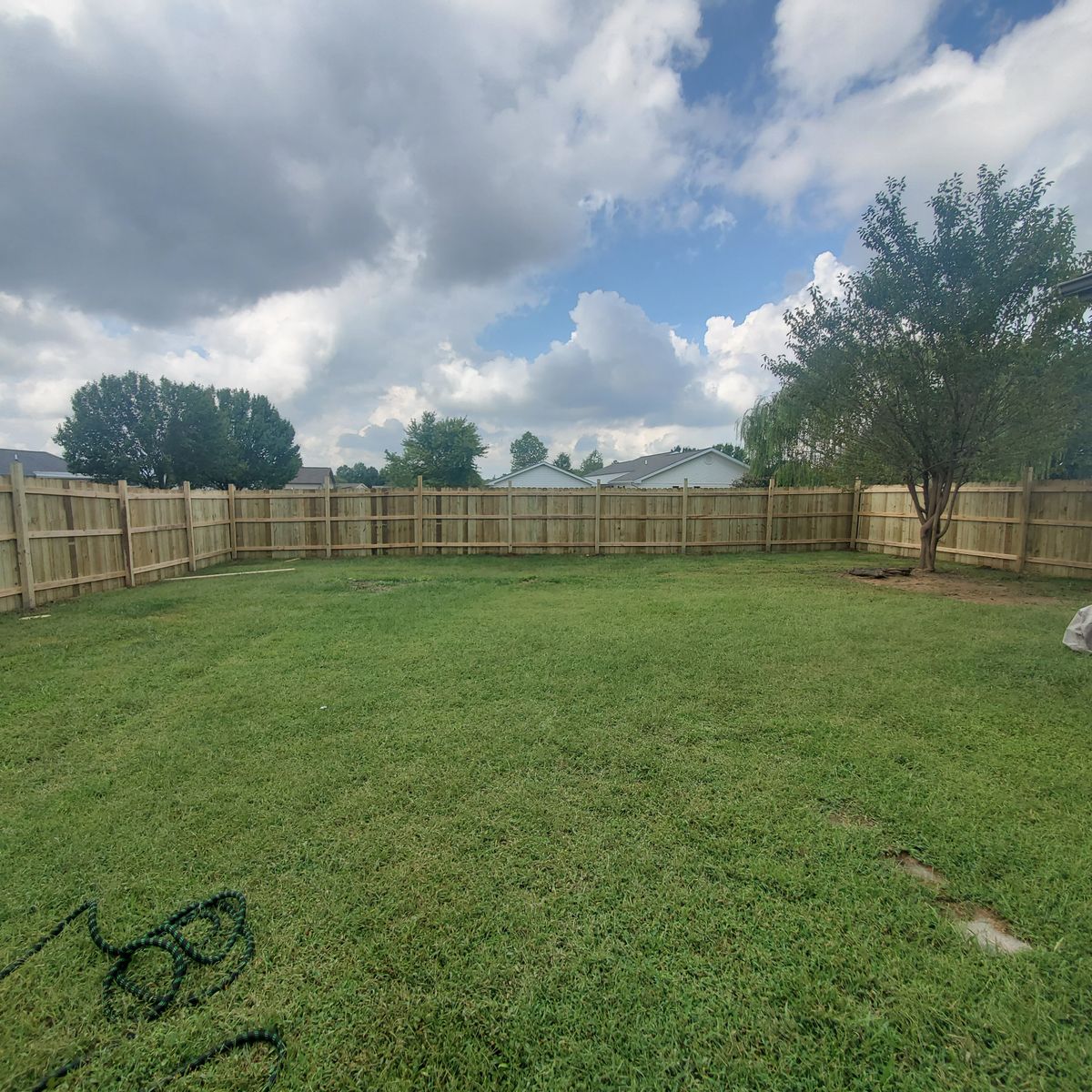 Fencing for Dead Tree General Contracting in Carbondale, Illinois