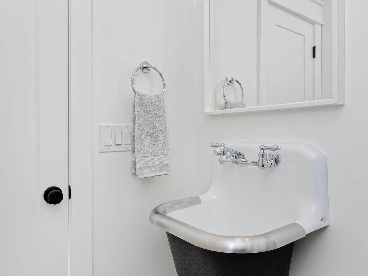 Toilet Repairs and Installation for Red Dirt Plumbing in Lubbock, TX