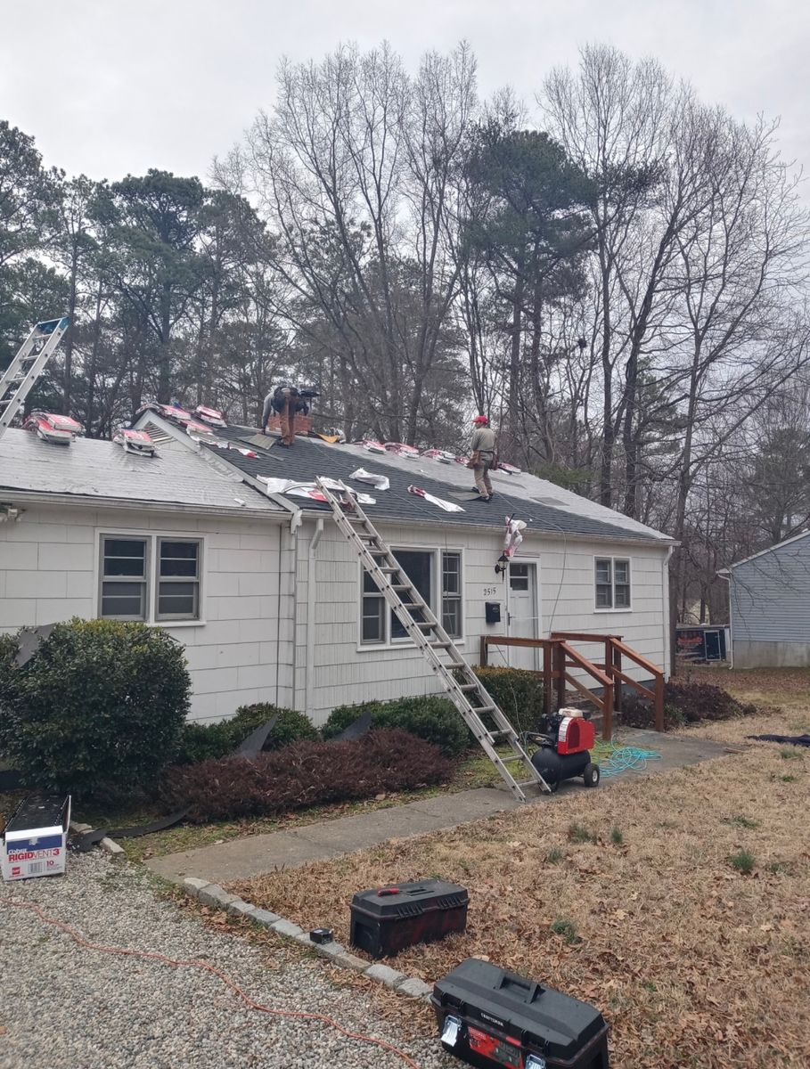 Roofing for Richmond Renovation Specialist LLC  in Chesterfield, VA