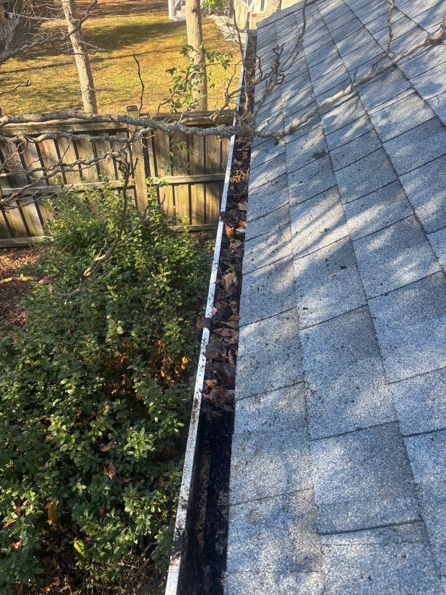Gutter Cleaning for Living Stream Pressure Washing in Wilmington, NC