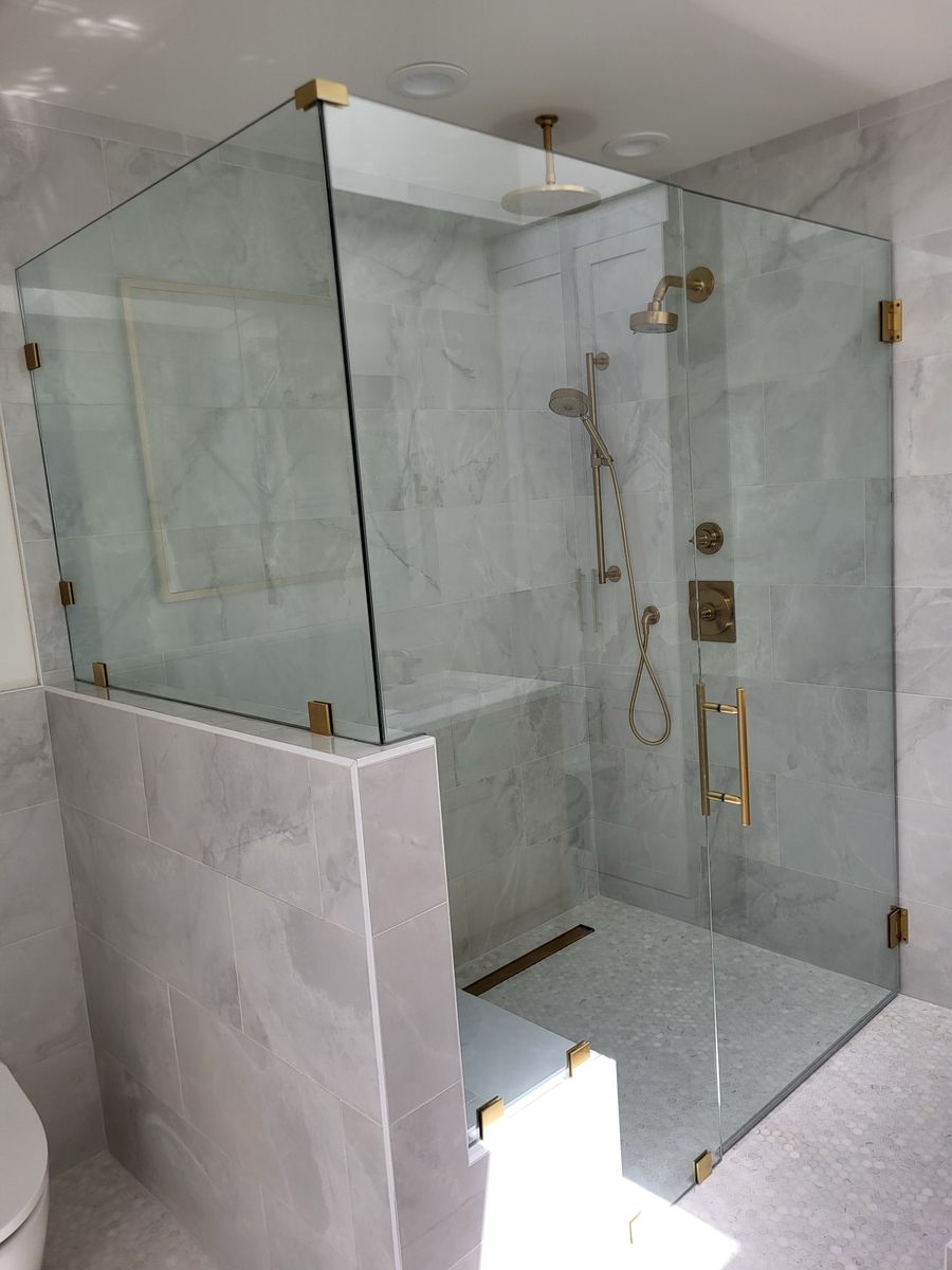 Shower Glass Installs for Maricopa Glass in Phoenix, AZ