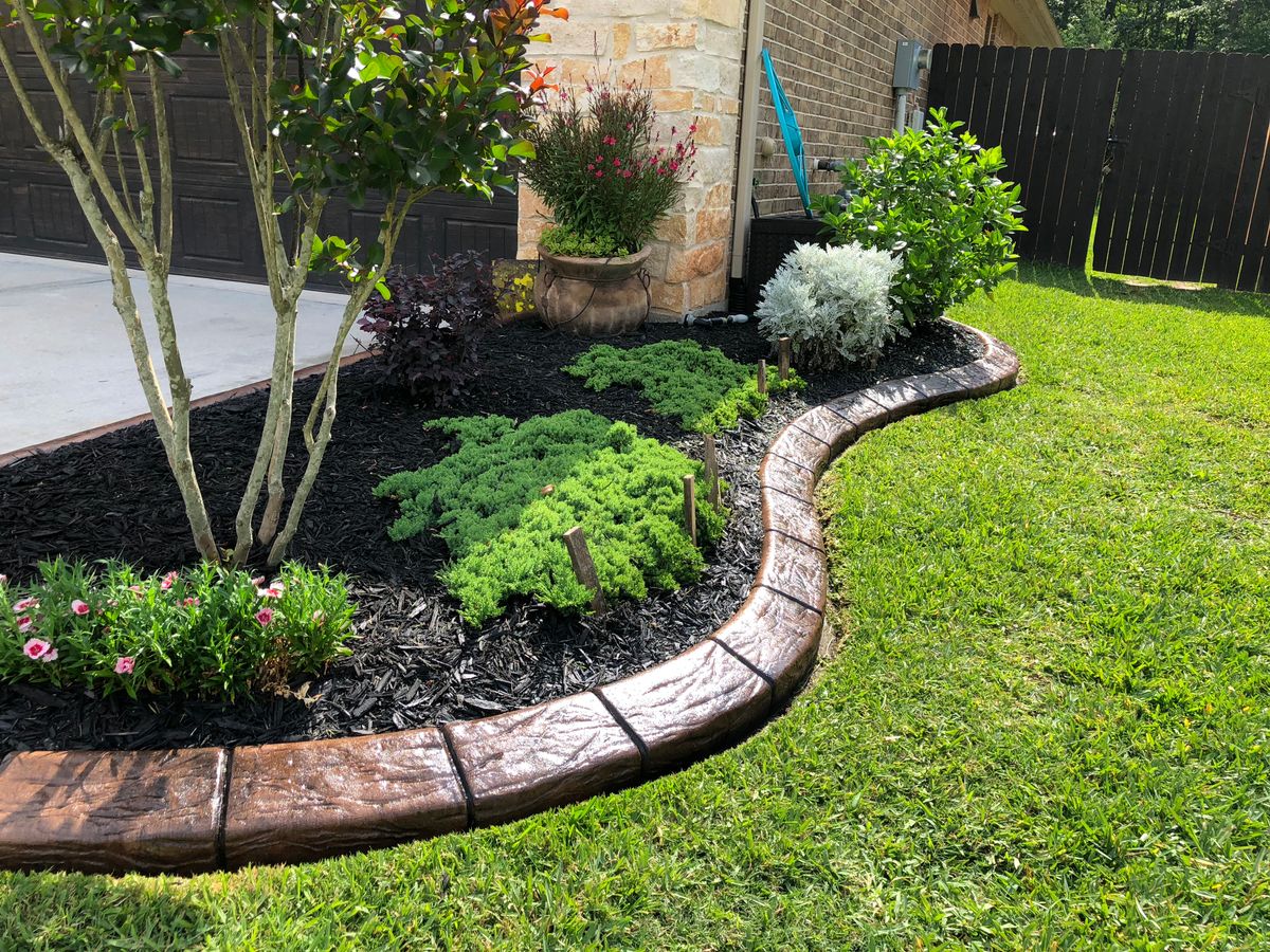 Landscaping for Texas Curb N Borders in Houston, TX