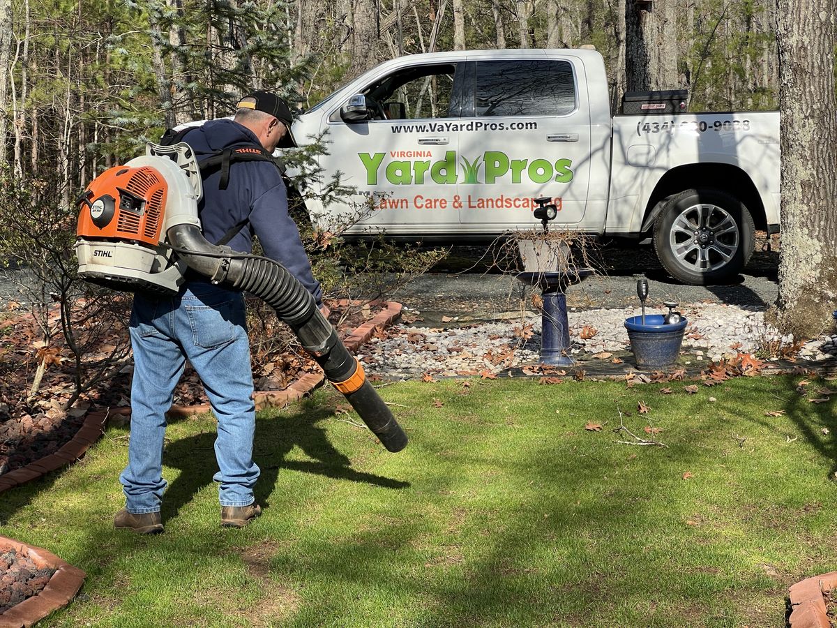 Lawn Maintenance for Virginia Yard Pros in Appomattox, VA
