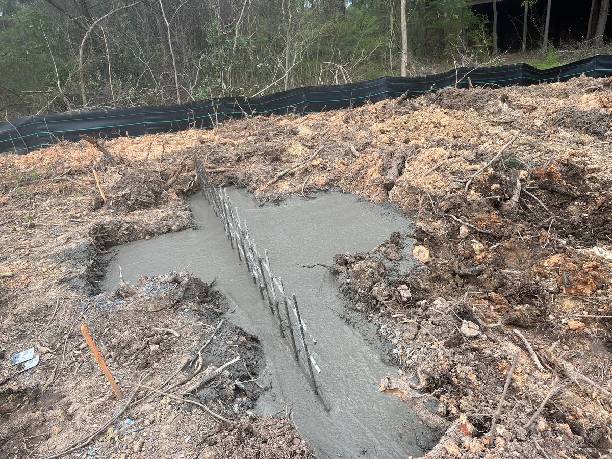Concrete pouring and finishing for J.P Landscaping and Excavation in Chattanooga, TN