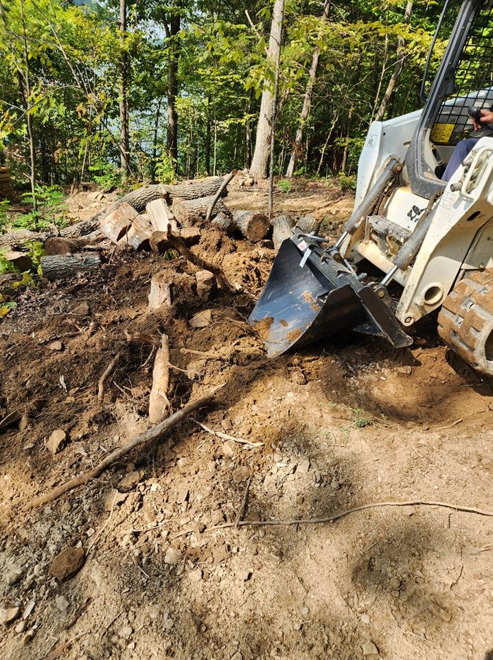 Landscaping for Williams Lawn & Land in Sharps Chapel, TN
