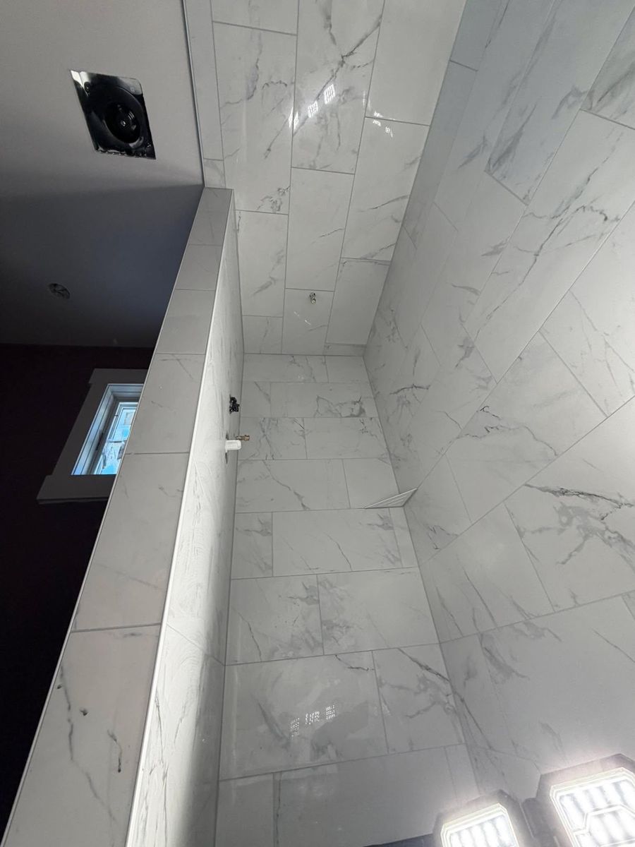 Bathroom Tile for Rivers Edge Tiling LLC in Brainerd, MN