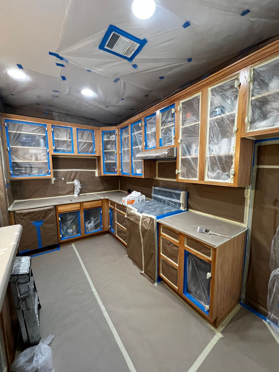 Kitchen and Cabinet Refinishing for Reliable Painting Services in Round Rock, TX
