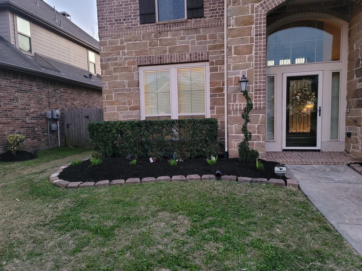 Shrub Trimming for Right Choice Landscaping LLC in Houston, TX