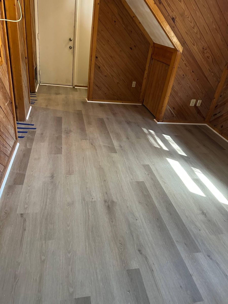 Luxury Vinyl Flooring for Jason Tench Flooring LLC in Richmond, VA