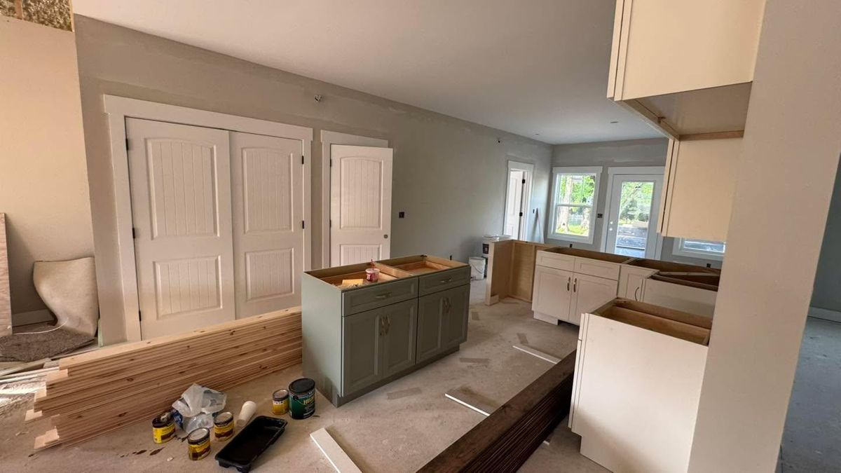 Kitchen and Cabinet Refinishing for Cast Premium in Clarksville, TN