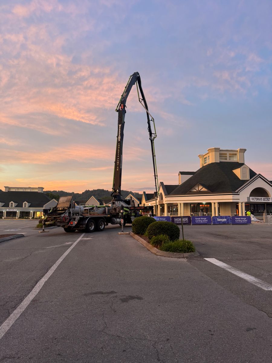 Boom Pumping for Williams Concrete Pumping in Knoxville, Tennessee