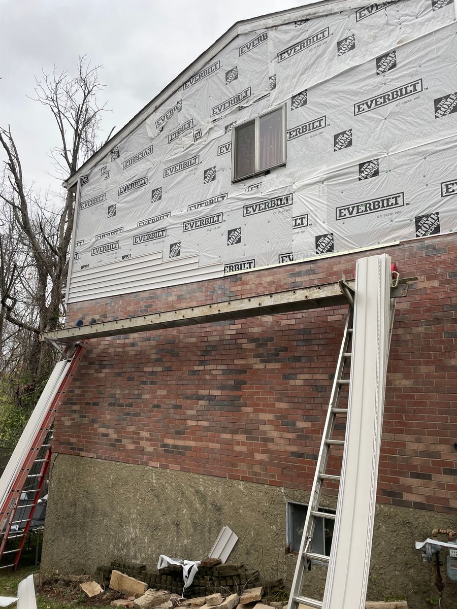 Siding installation for Precious Roofing in Madeira, OH