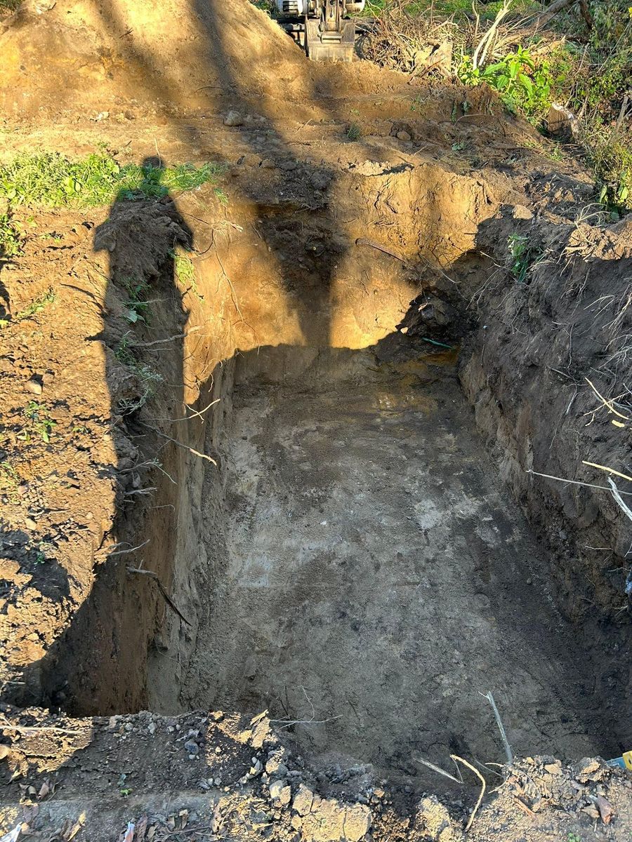 Trenching for Mike Wilcoxson Excavating & Well Drilling in Pierceton,  IN