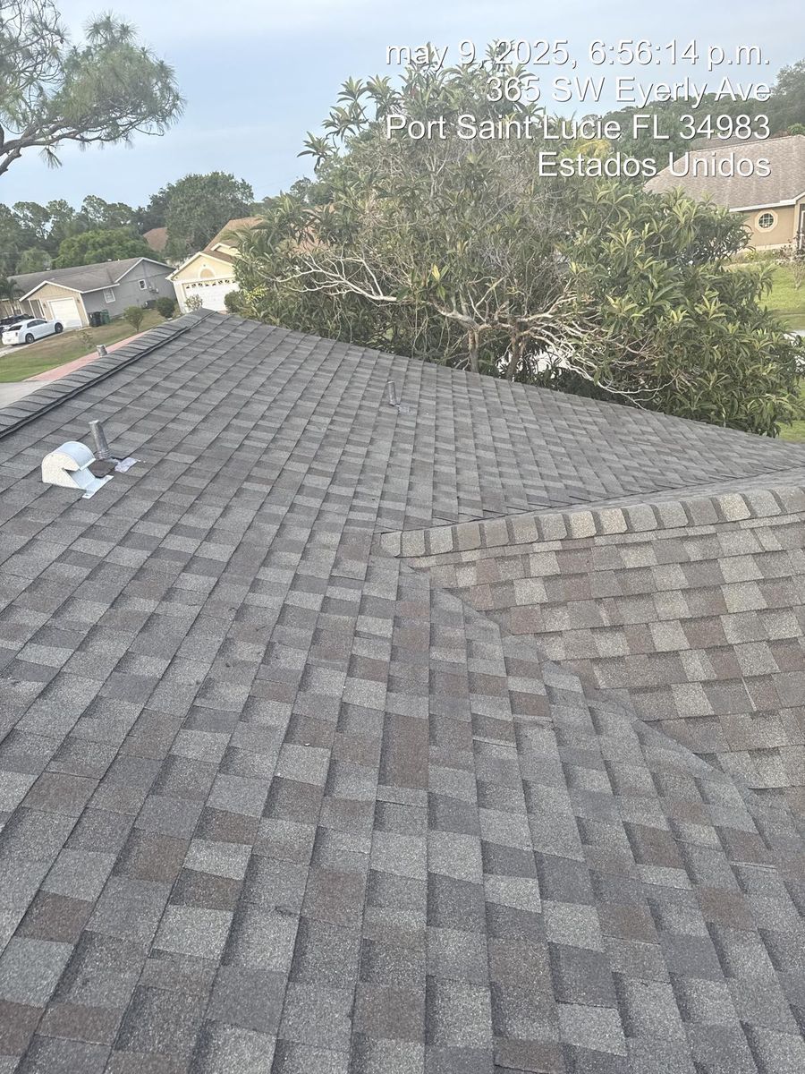 Roof Replacement for Ridgecap Roofing in Port St. Lucie, FL