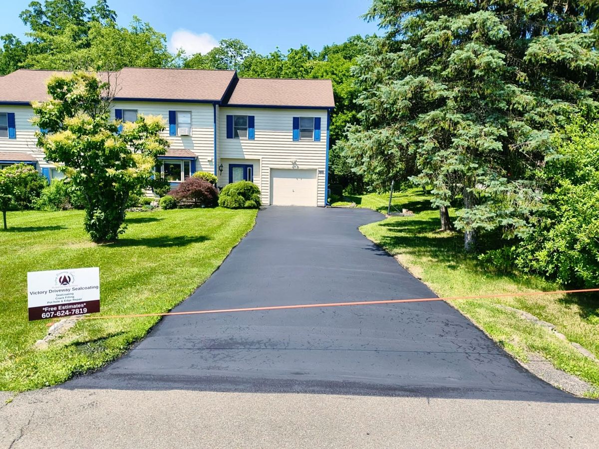 Sealcoating for Victory Driveway Sealcoating in Corning, NY