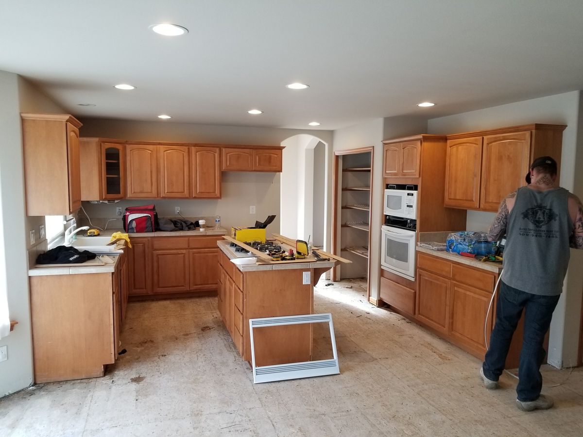 Kitchen and Cabinet Refinishing for Magic Touch Painting in West Richland, WA