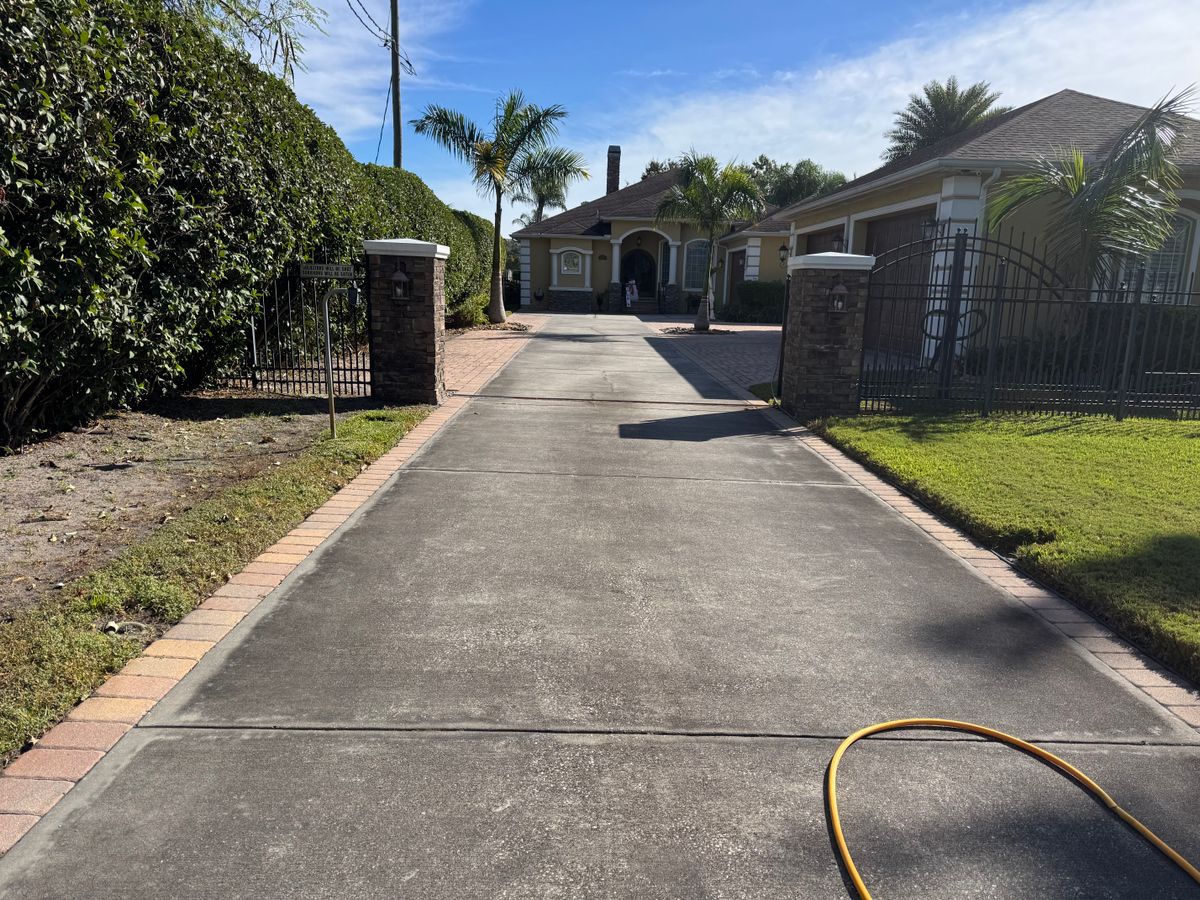 Exterior Cleaning for Barr None Wash Pro in Tampa, FL