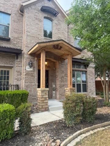 Brick/Stone Columns for Delarosa Masonry in San Antonio, TX