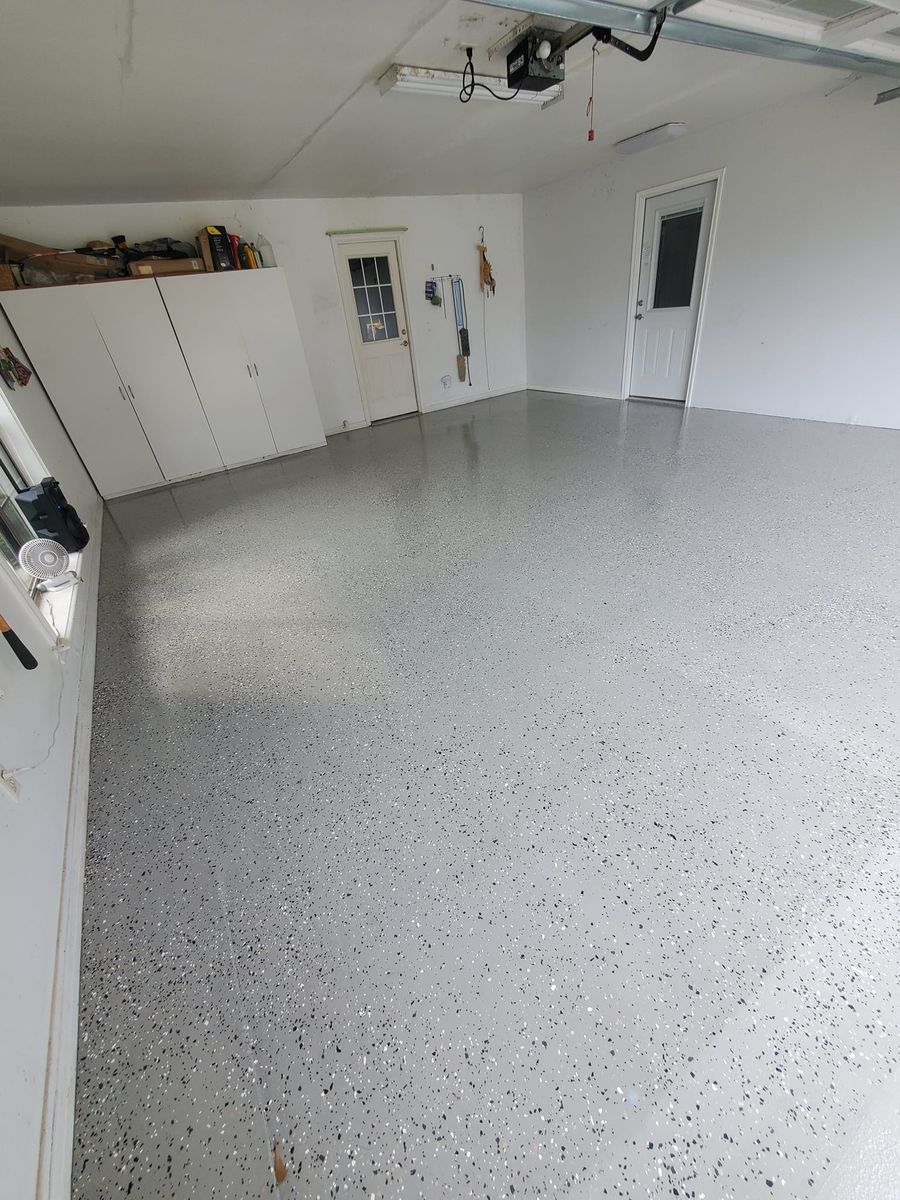 Flooring for Rogers Construction in Mount Vernon, TX