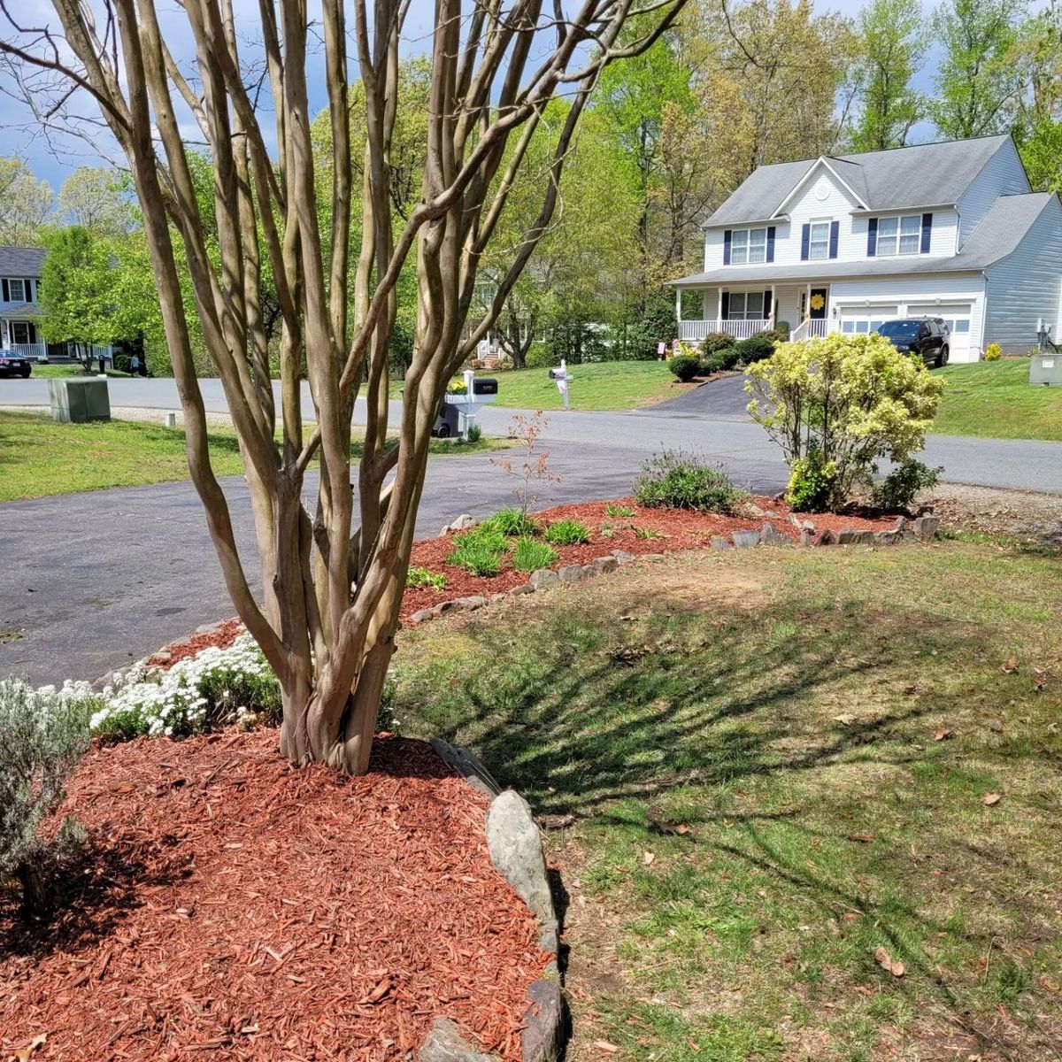 Mulch Installation for Lawn Gnome Landscaping in Unionville, VA