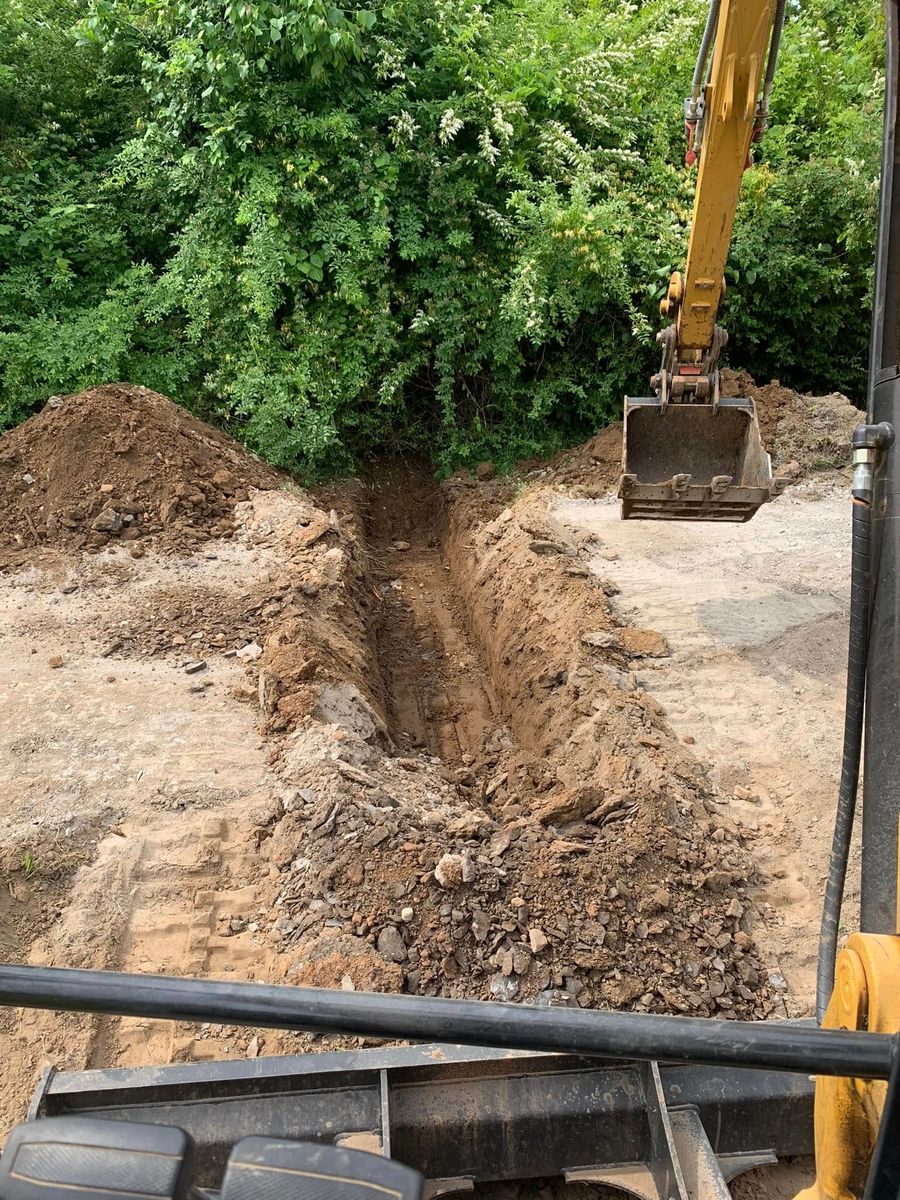 Excavation for Oaks Excavating in Lyles, TN