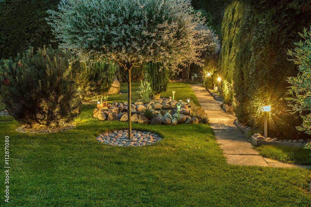 Landscape Lighting for Stafford.Works in Hendricks County, IN 