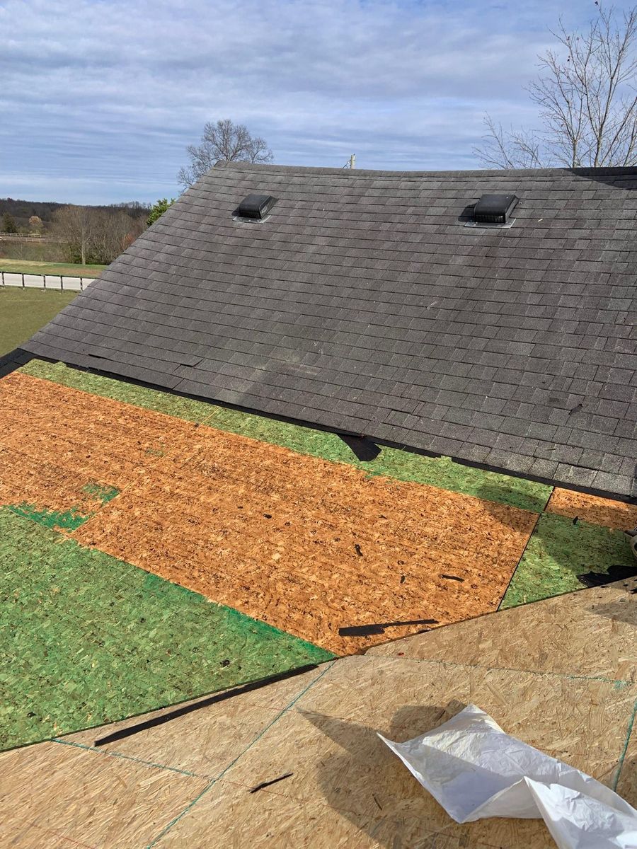 Roofing Replacement for Primetime Roofing & Contracting in Winchester, KY