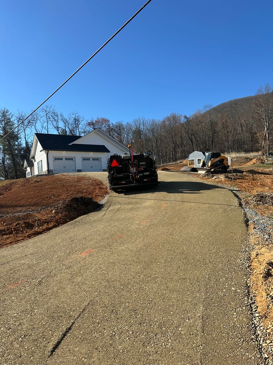 Asphalt Driveways for James R Carter Paving in Roanoke, VA
