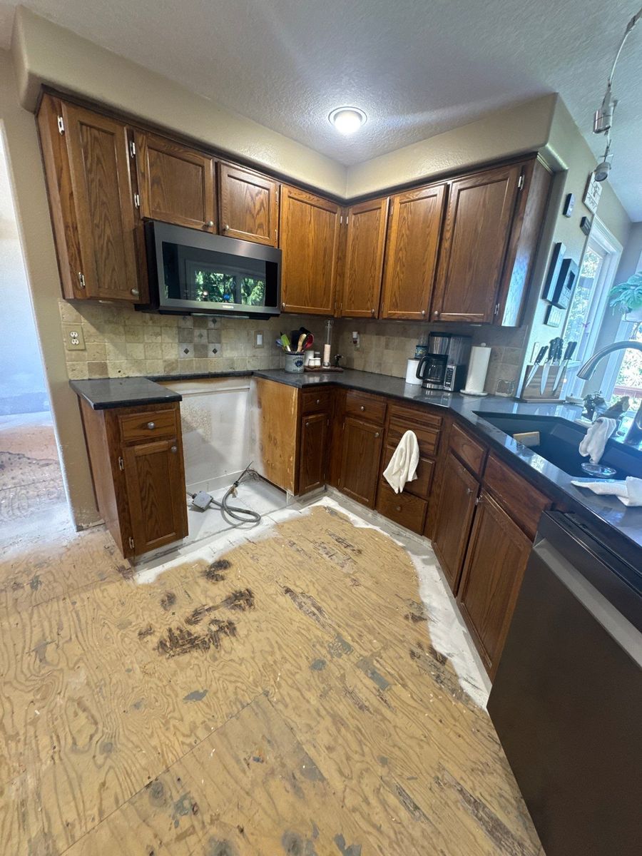 Kitchen and Cabinet Refinishing for AFP Painting LLC in Castle Rock, WA