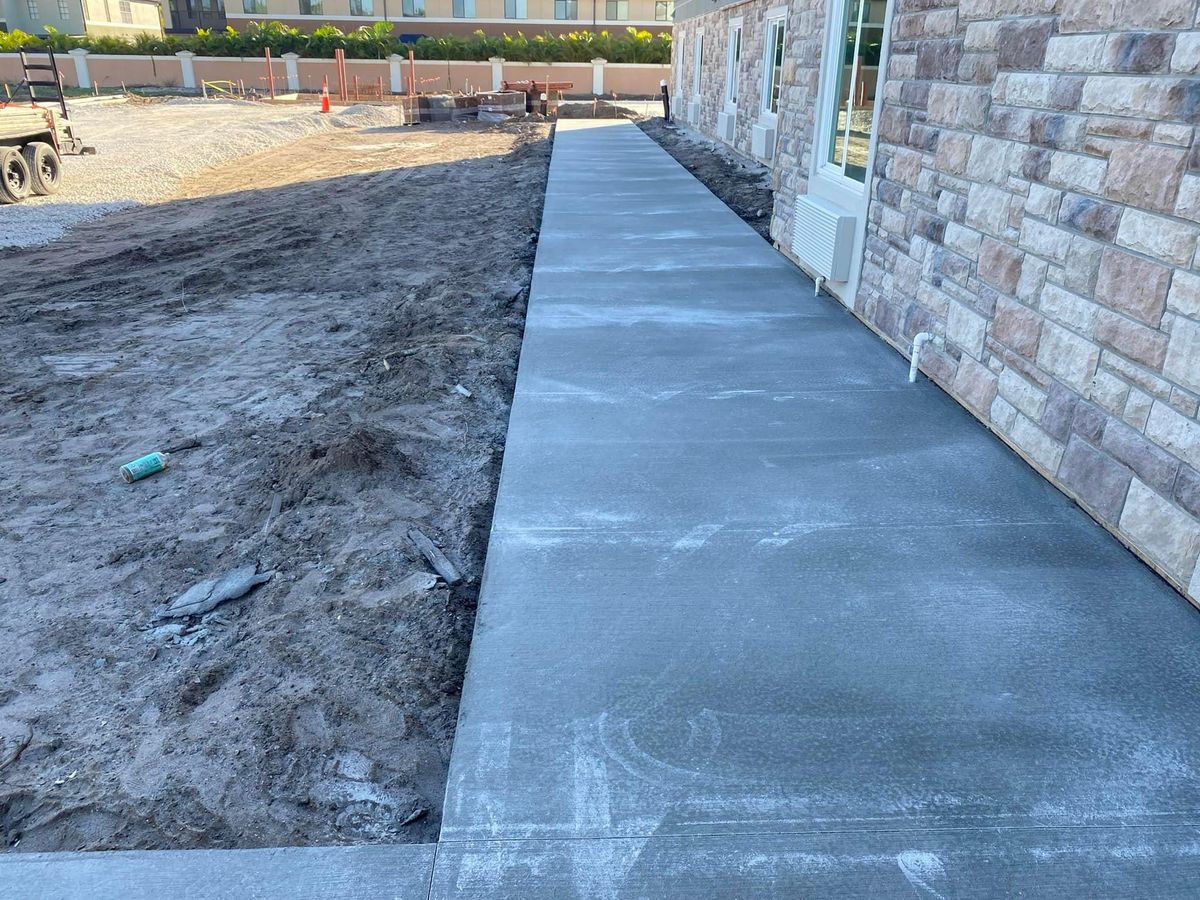 Sidewalks and Walkway Construction for Green Hammer Concrete in Palm Bay, Florida