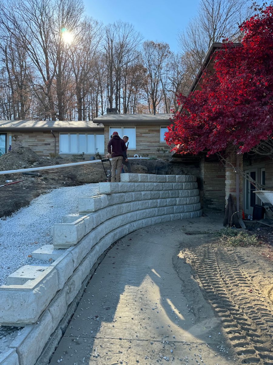 Retaining Wall Construction for Buckeye Lawns & Landscaping LLC in Millersburg, OH