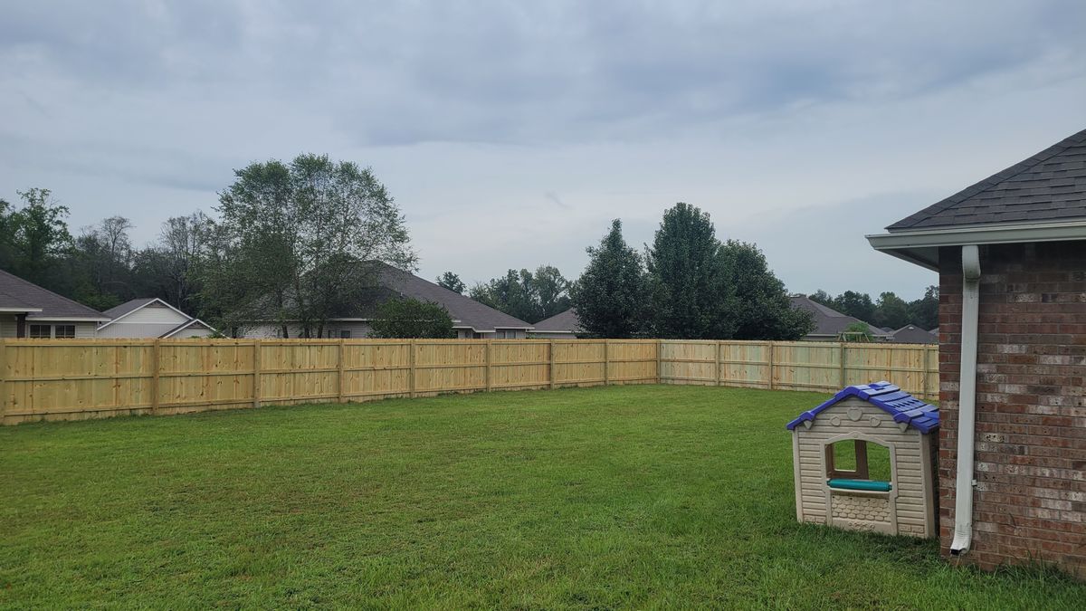 Commercial Fencing Services for Pine Belt Fence in Hattiesburg, MS