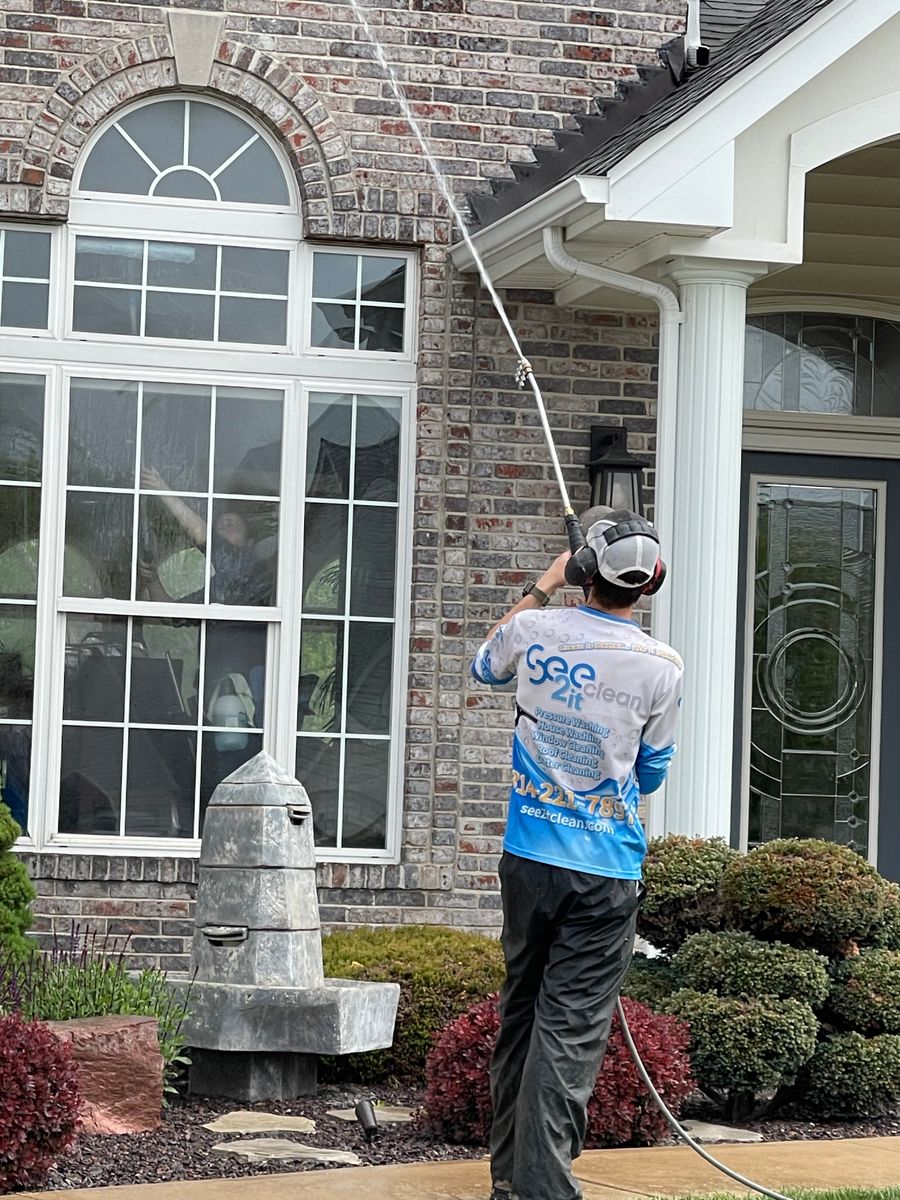 House Washing for See2it Clean in St Louis, MO