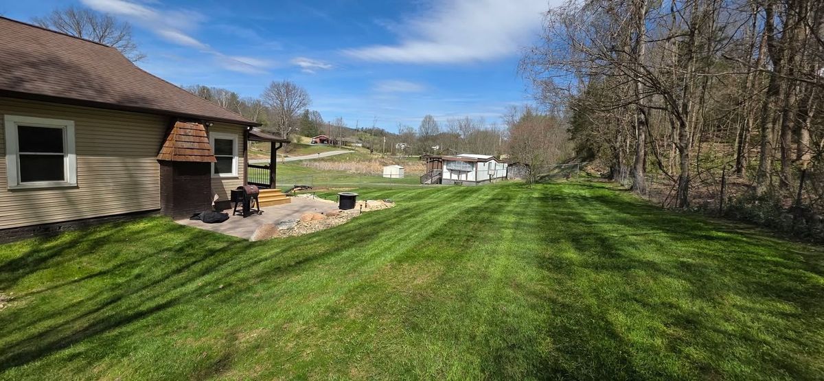 Mowing for Townsend Land Management in Elizabethton, TN
