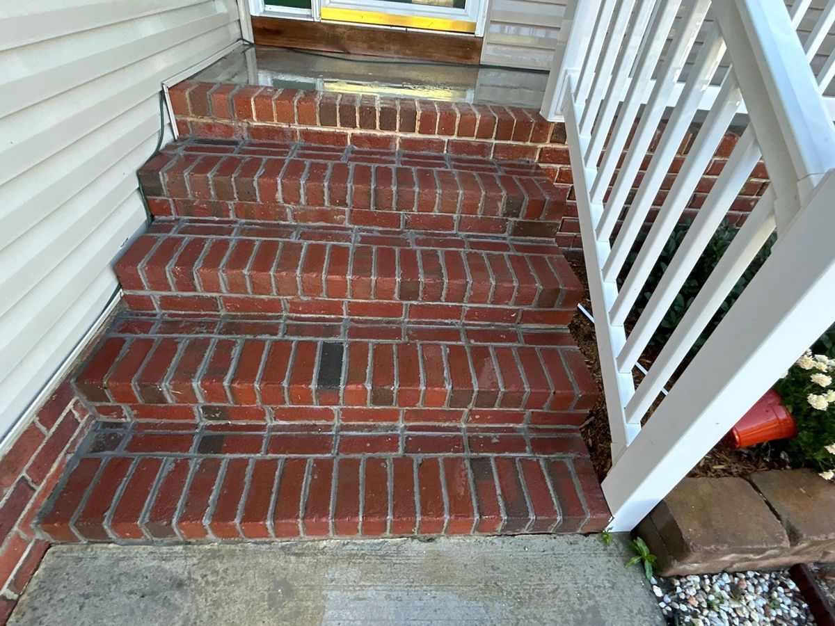 Routine House Wash Maintenance for Prime Time Pressure Washing & Roof Cleaning in Moyock, NC